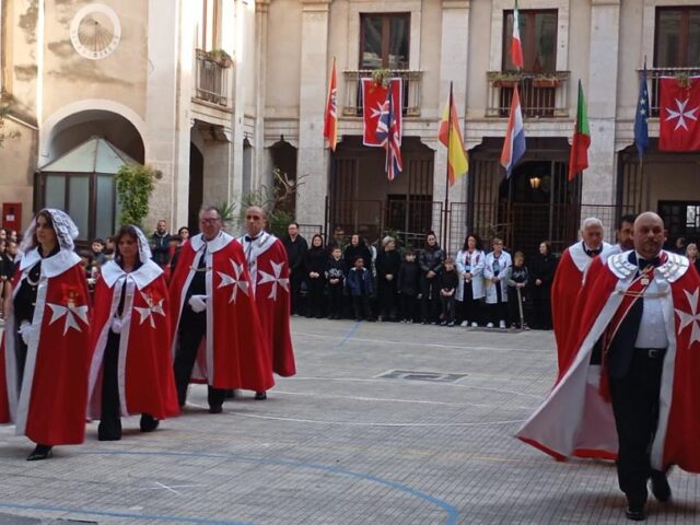 UNITI NELLA PASSIONE DI CRISTO